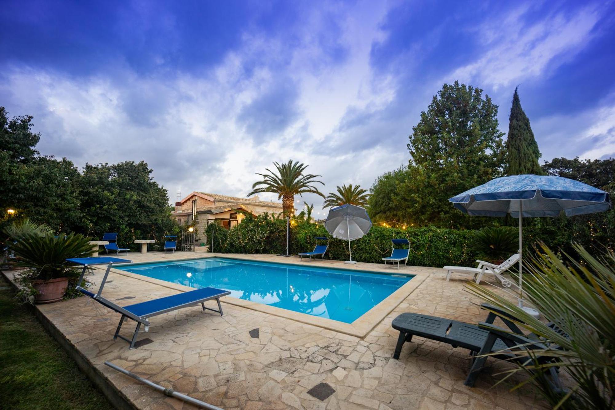 Casale Della Contea Guest House Modica Exterior photo